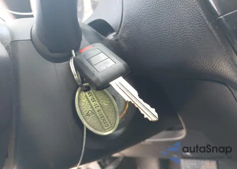 2018 Mitsubishi Mirage Es z USA, uszkodzony, nr VIN ML32A3HJ5JH014938